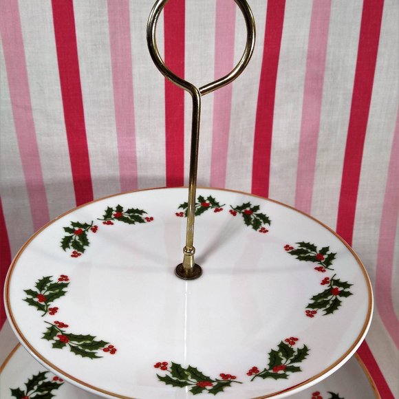 Lovely Mid Century Holly Berry 2 Tier Ceramic Plate Tid Bit Holiday Server Japan - Picture 5 of 13
